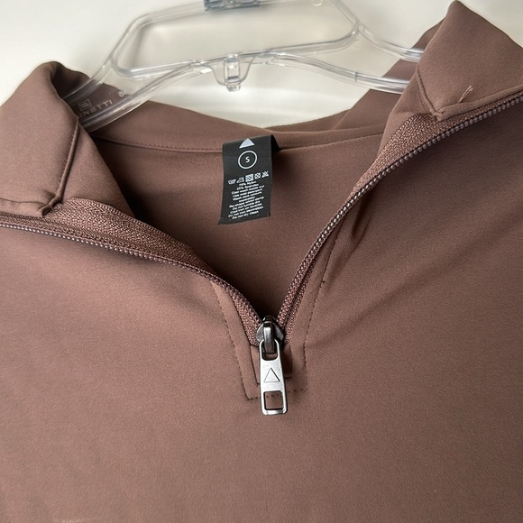 Brown Cropped Quarter Zip Vitality/Balance - Picture 3 of 4